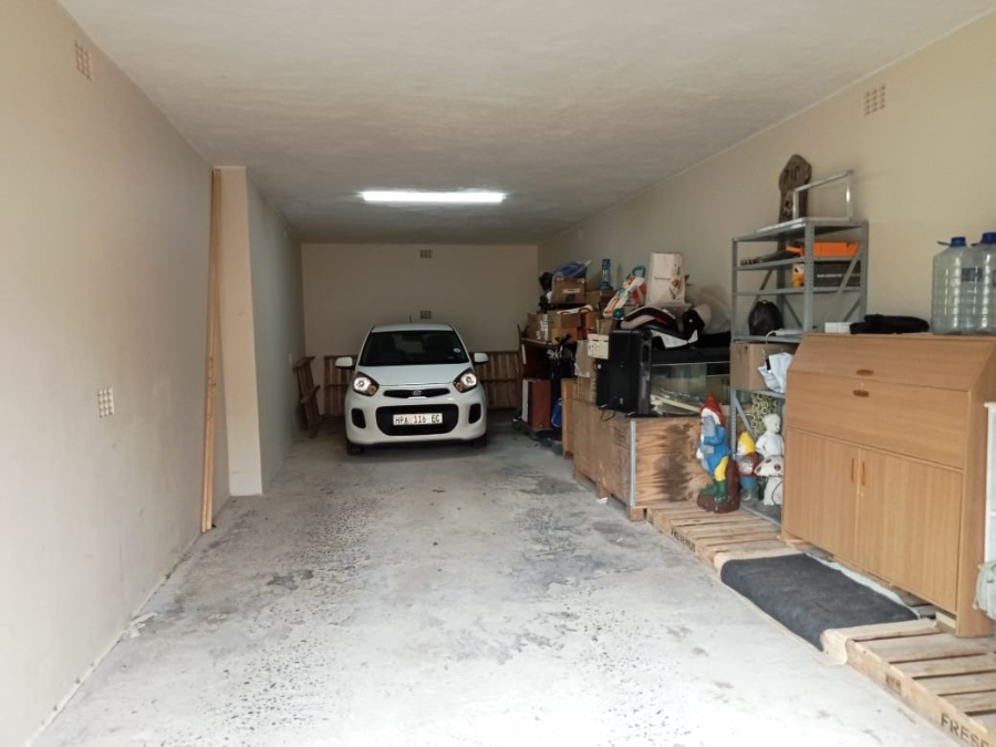 2 Bedroom Property for Sale in Beacon Bay Eastern Cape
